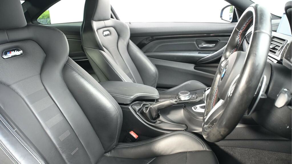 BMW M4 3L Null White #11