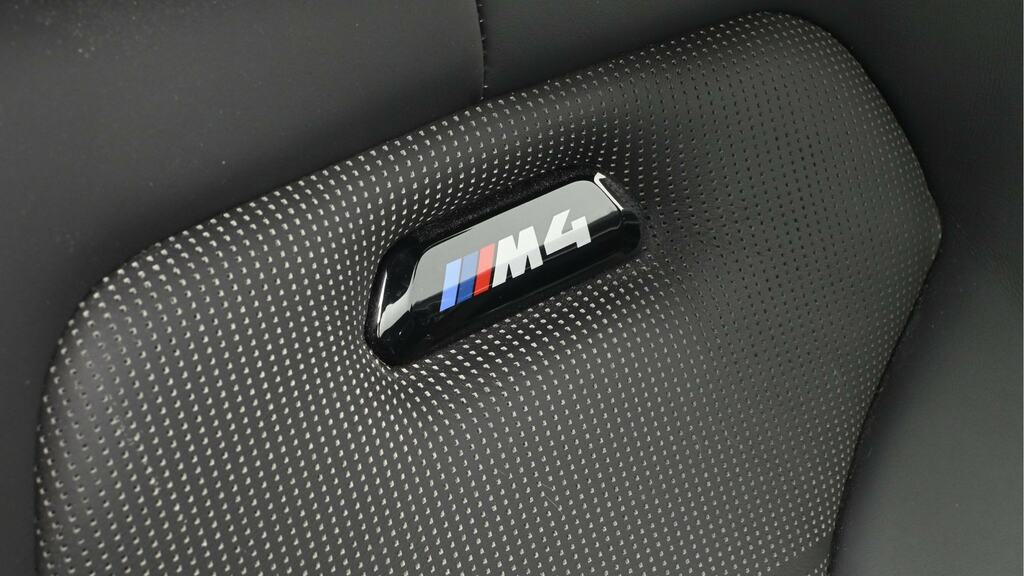 BMW M4 3L Null White #27