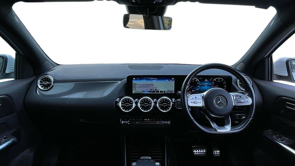 Mercedes-Benz GLA Class Gla 200 Amg Line Executive White #9