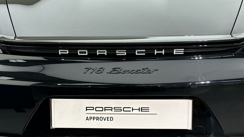 Porsche 718 Boxster 2L Null Black #37