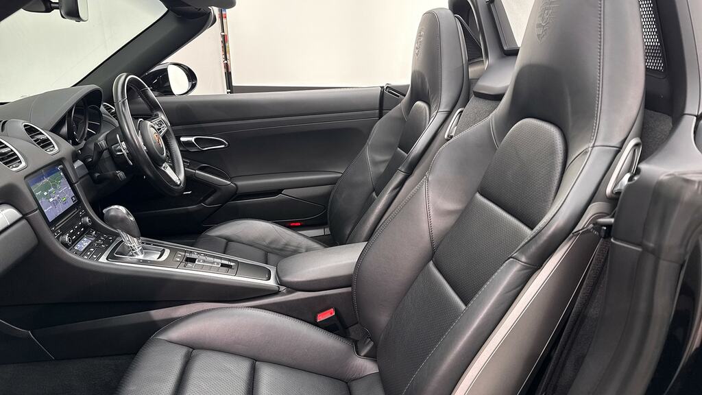 Porsche 718 Boxster 2L Null Black #20