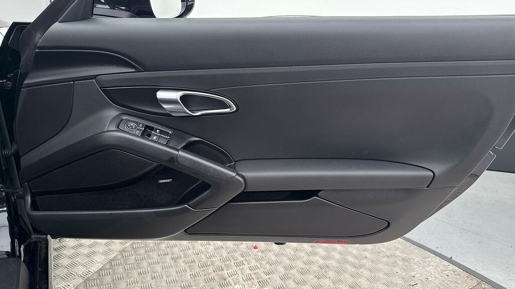 Porsche 718 Boxster 2L Null Black #26