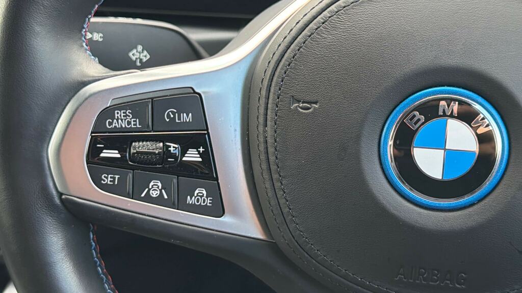 BMW i4 Unknown Blue #17