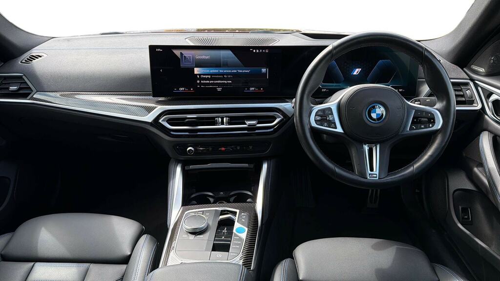 BMW i4 400Kw M50 83.9Kwh Red #4