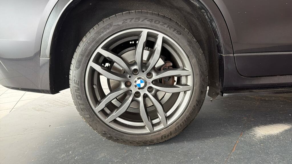 BMW X4  Black #24
