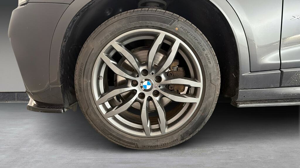 BMW X4  Black #26