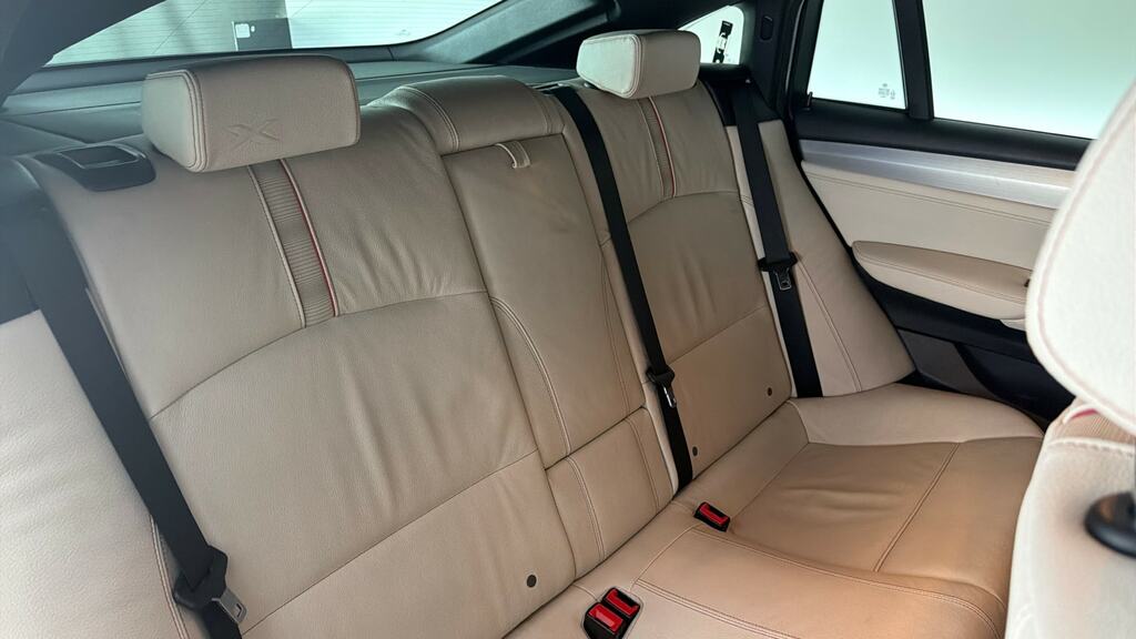BMW X4  Black #12