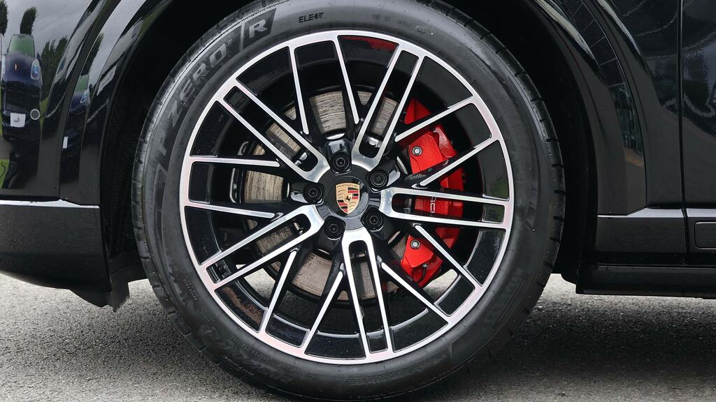 Porsche Cayenne 490Kw S 113Kwh Black #4