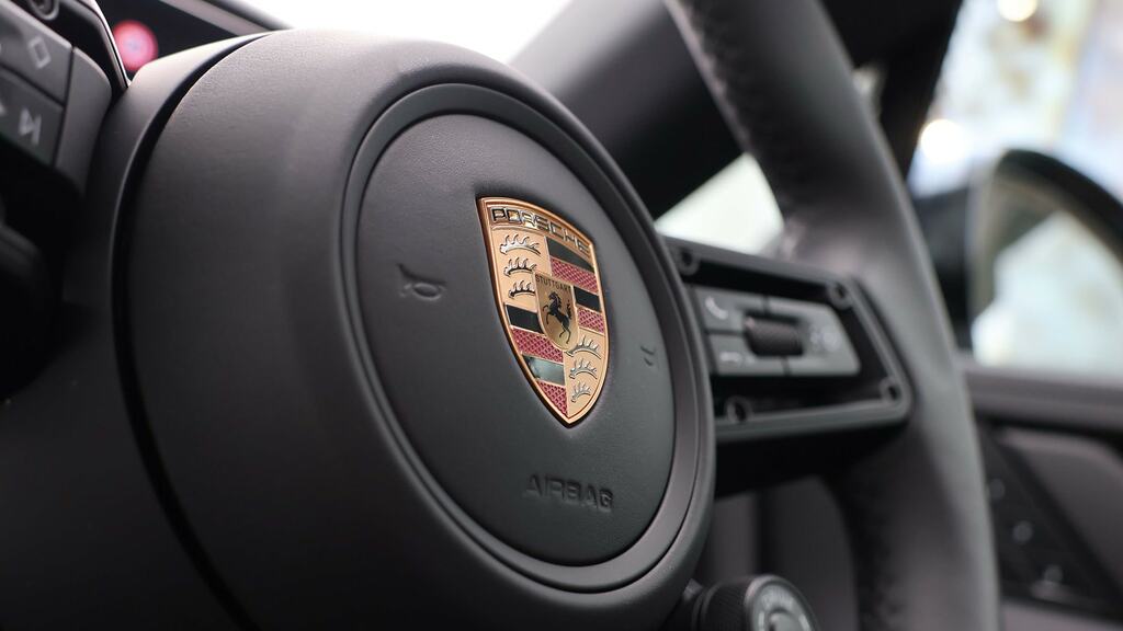 Porsche Cayenne Exeter #15