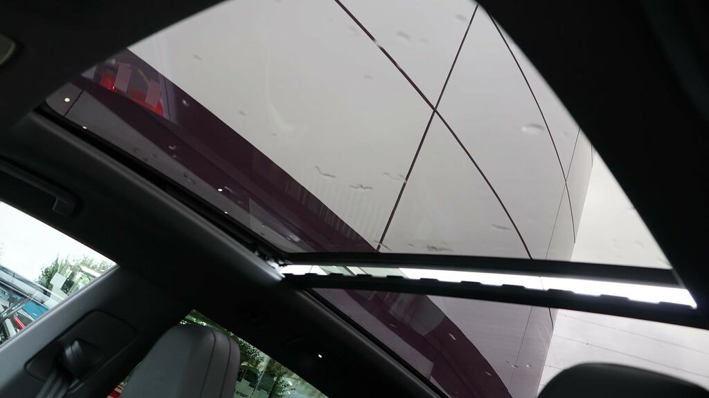 Porsche Cayenne Exeter #25