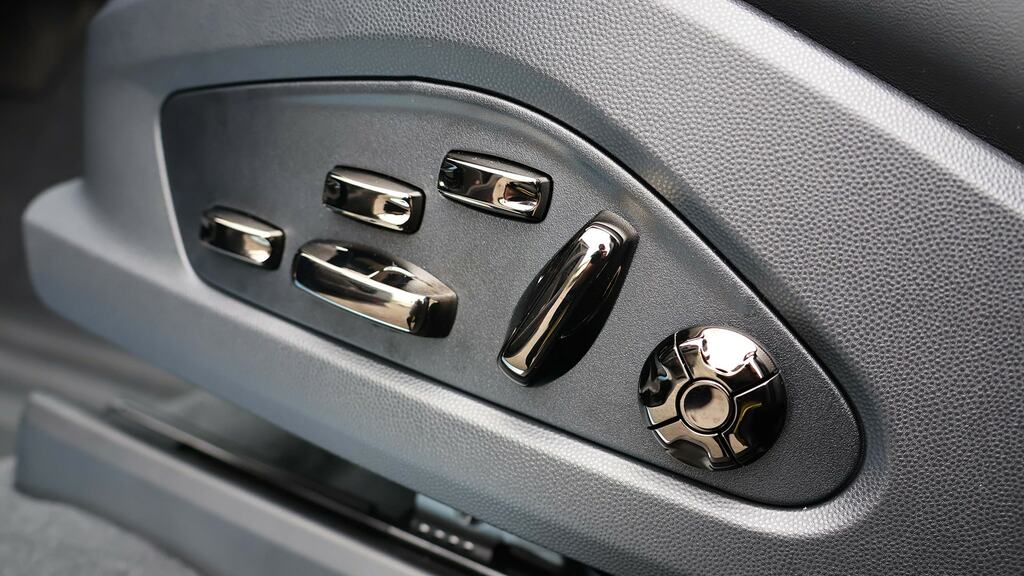 Porsche Cayenne Exeter #17
