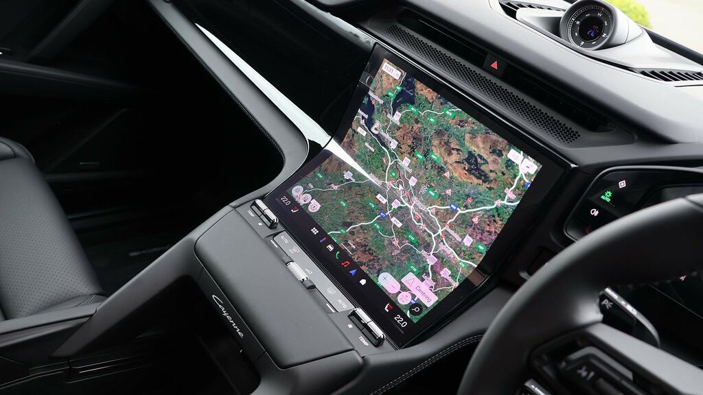 Porsche Cayenne Exeter #12