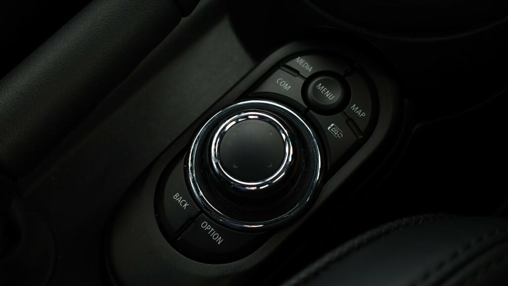 Mini Hatch 2.0 John Cooper Works Black #19