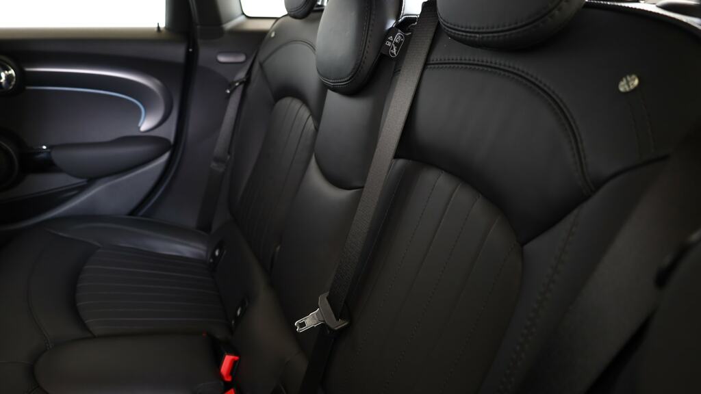 Mini Hatch 2.0 John Cooper Works Black #12