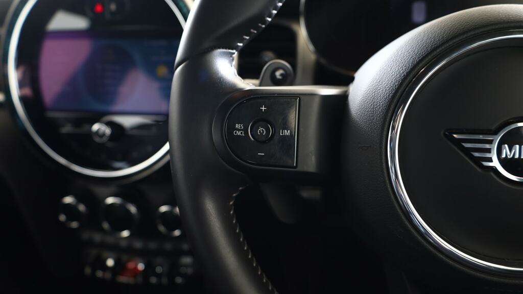 Mini Hatch 2.0 John Cooper Works Black #17