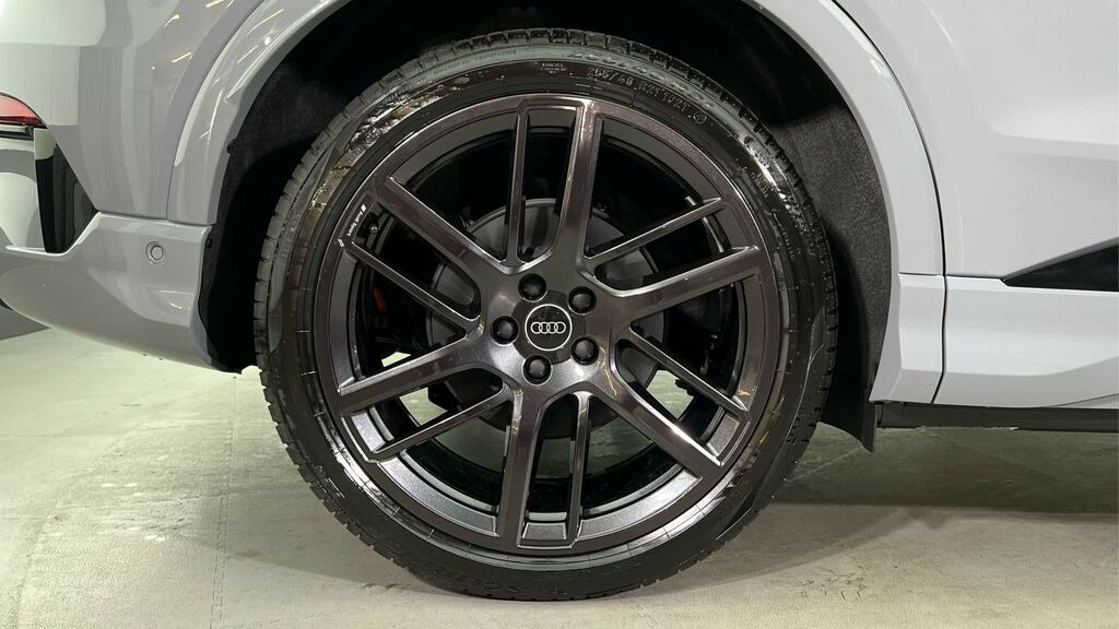 Audi Q4 E Tron 210Kw Performance 82Kwh Vorsprung Grey #5