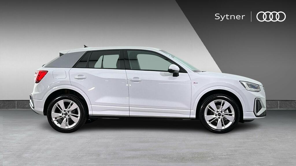 Audi Q2 35 Tfsi S Line S Tronic Tech White #4