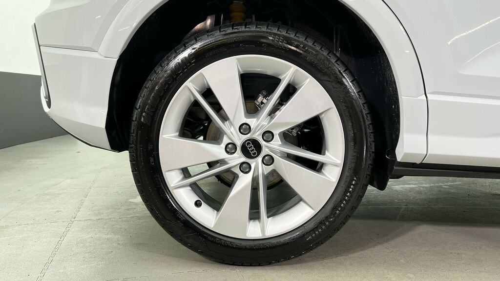 Audi Q2 35 Tfsi S Line S Tronic Tech White #5