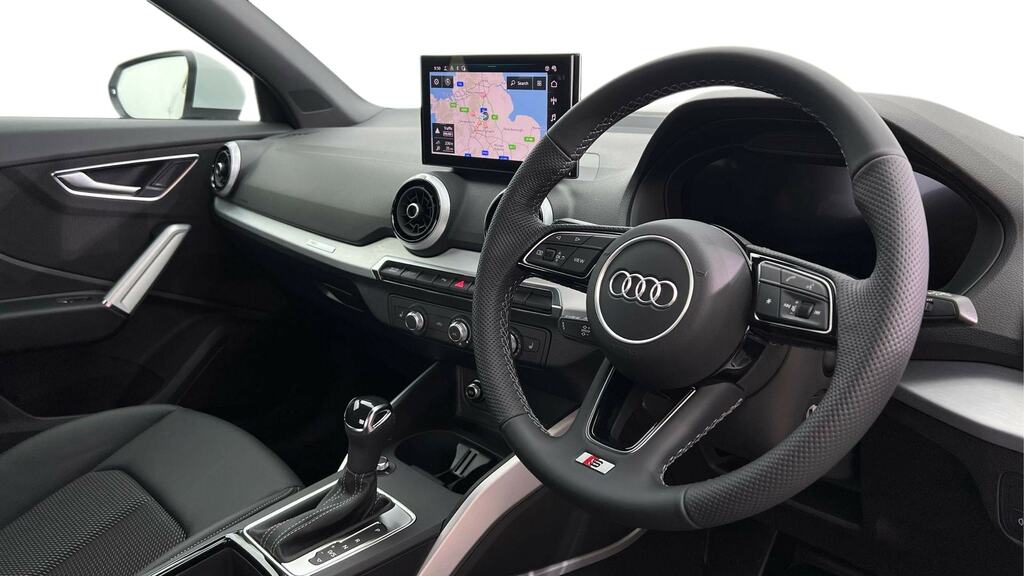 Audi Q2 35 Tfsi S Line S Tronic Tech White #6