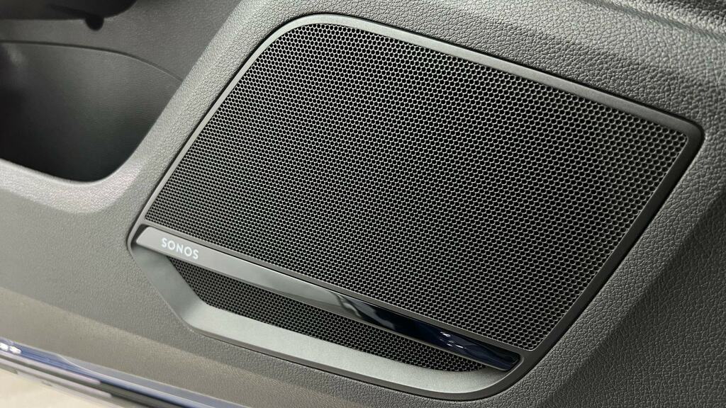Audi Q2 Sport Black #27