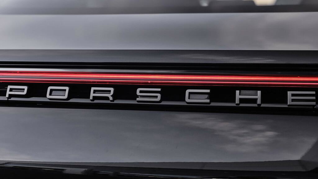 Porsche Panamera Automatic Black #31