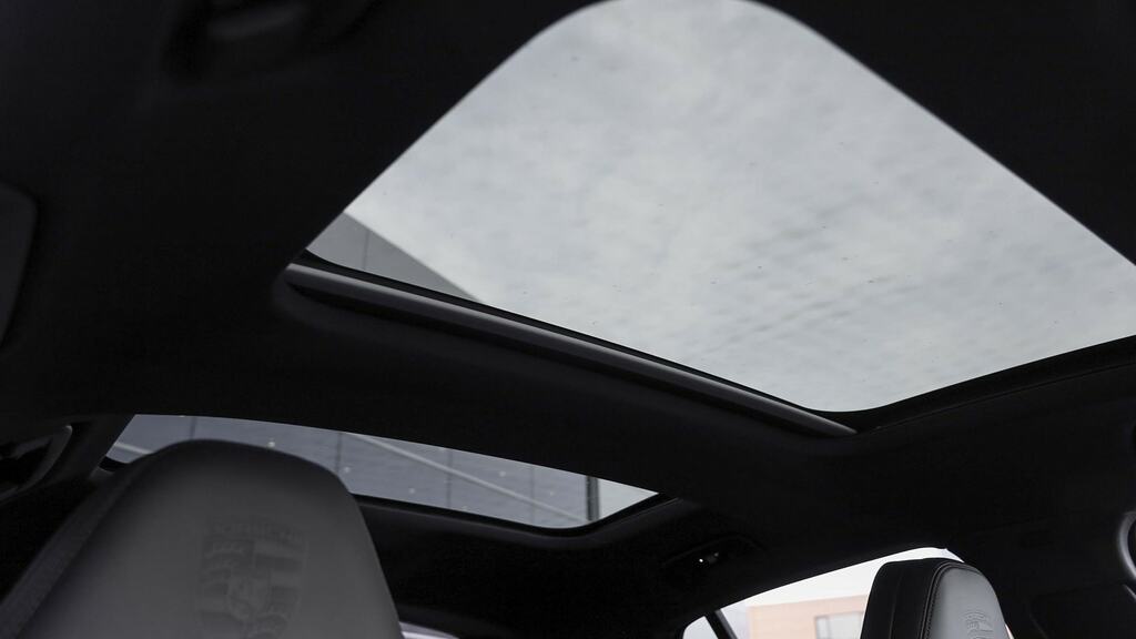 Porsche Panamera Automatic Black #8