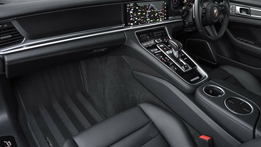 Porsche Panamera 2.9 V6 4 Platinum Ed E-hybrid 5 Seats Pdk Black #3