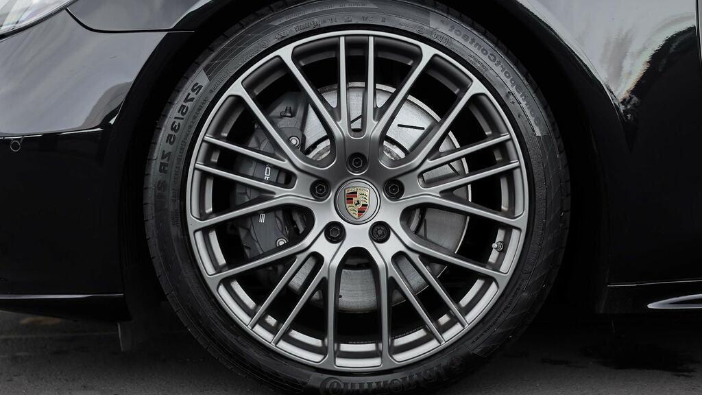 Porsche Panamera 2.9 V6 4 Platinum Ed E-hybrid 5 Seats Pdk Black #4