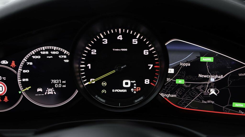 Porsche Panamera Automatic Black #12