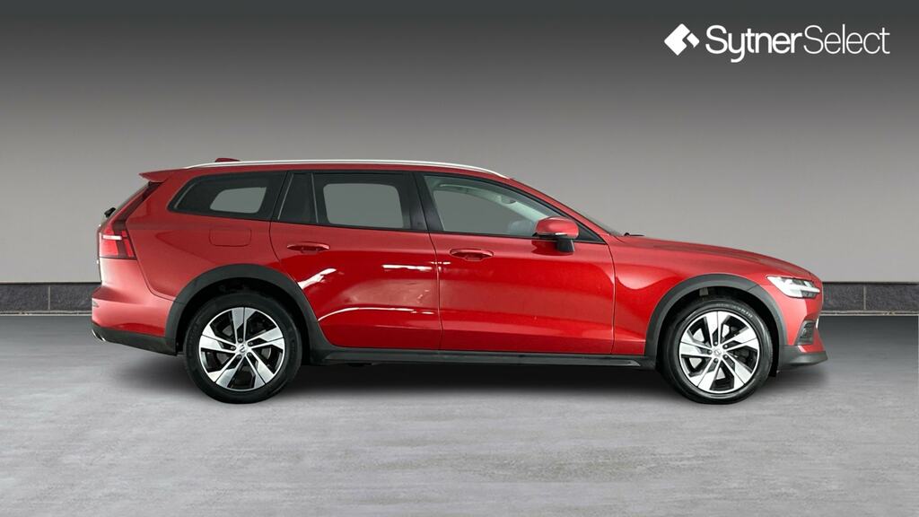 Volvo V60 Cross Country 2.0 B5p Cross Country Awd Red #3