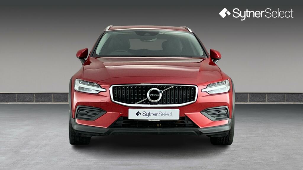Volvo V60 Cross Country 2.0 B5p Cross Country Awd Red #4