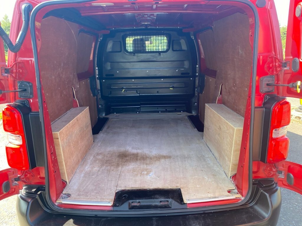 Toyota PROACE Panel Van 1.5D Active Medium Panel Van Mwb Euro 6 White #7
