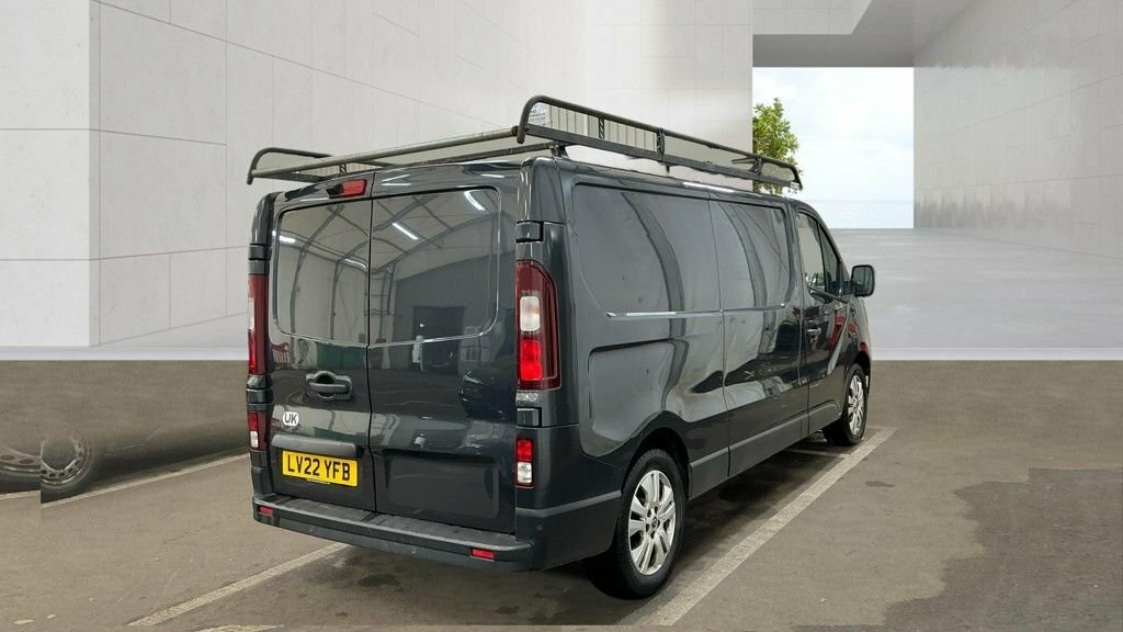 Renault Trafic 2L Sport LV22YFB Grey #3
