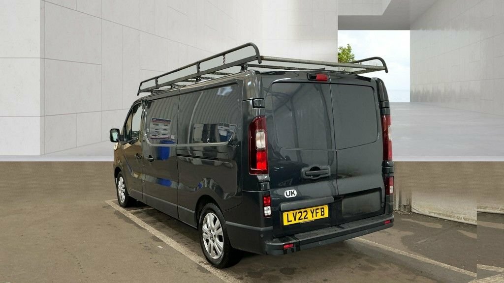 Renault Trafic 2L Sport LV22YFB Grey #2
