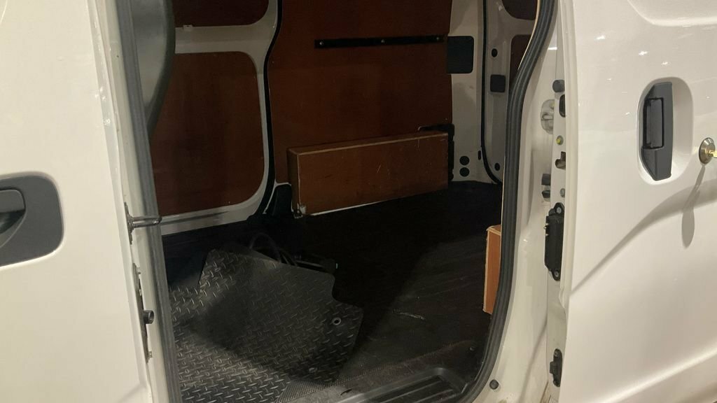 Nissan e-NV200 Mpv White #6