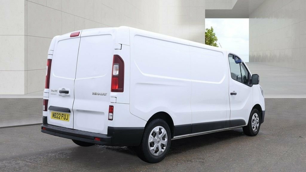 Renault Trafic 2L Business MD22FUJ White #3