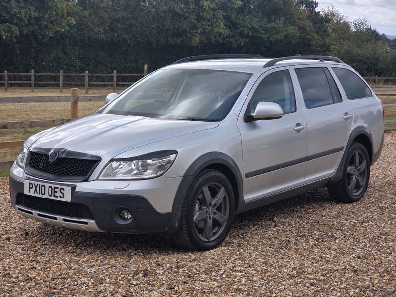 Skoda Octavia S Tsi White #13
