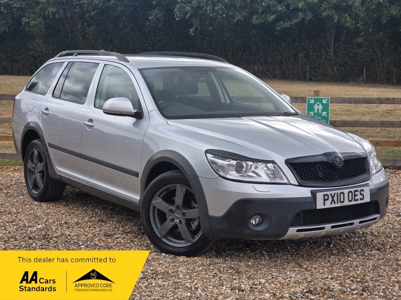 Skoda Octavia Scout Tsi Silver