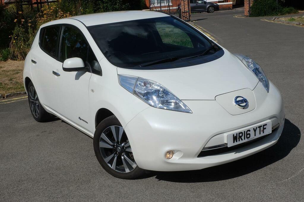 Nissan Leaf E 30Kwh Acenta Hatchback Black #23