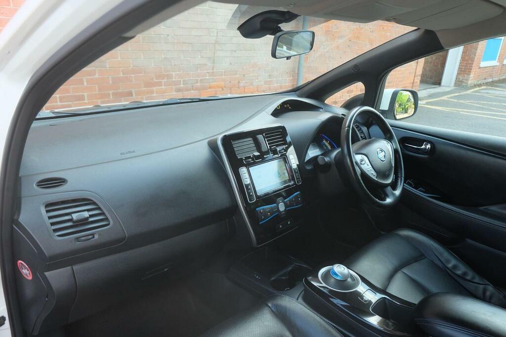 Nissan Leaf E 30Kwh Acenta Hatchback Black #13