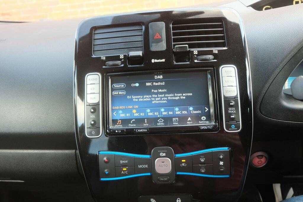 Nissan Leaf E 30Kwh Acenta Hatchback Black #17