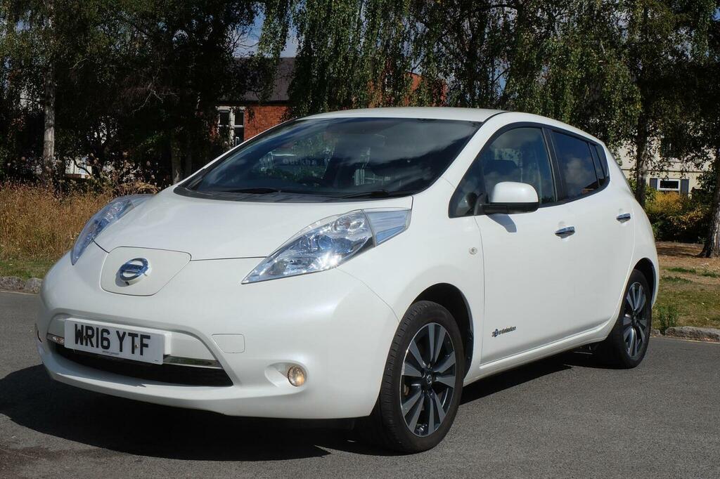 Nissan Leaf E 30Kwh Acenta Hatchback Black #24