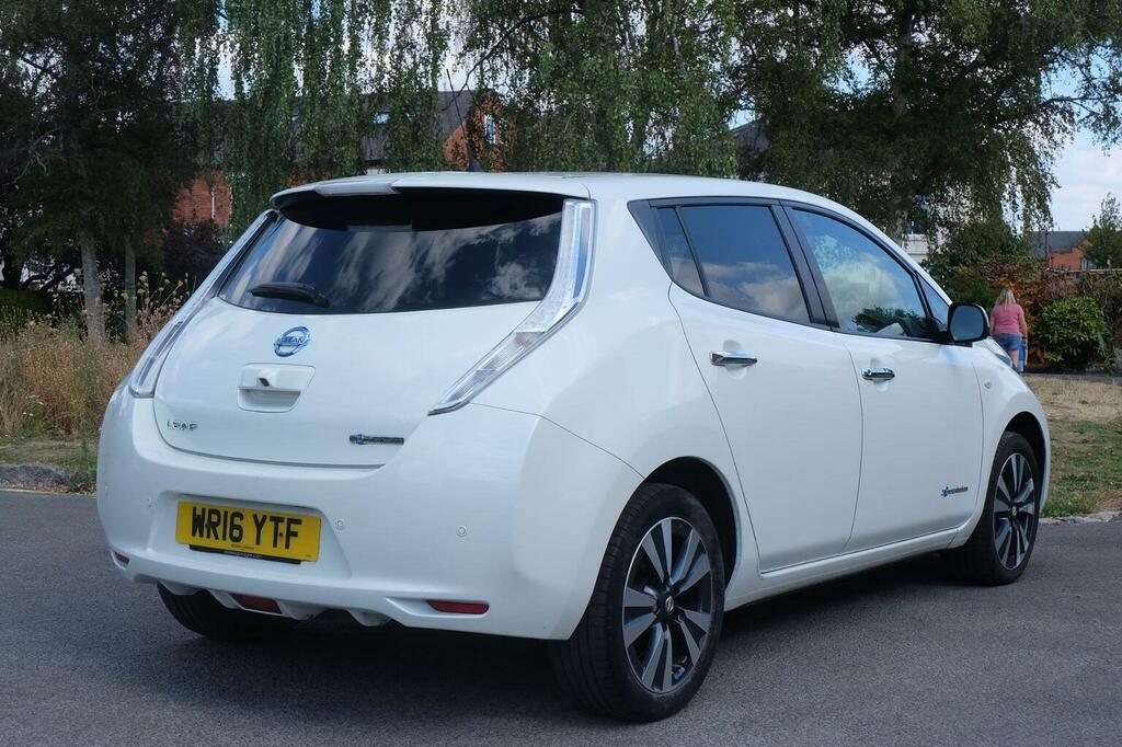 Nissan Leaf E 30Kwh Acenta Hatchback Black #28