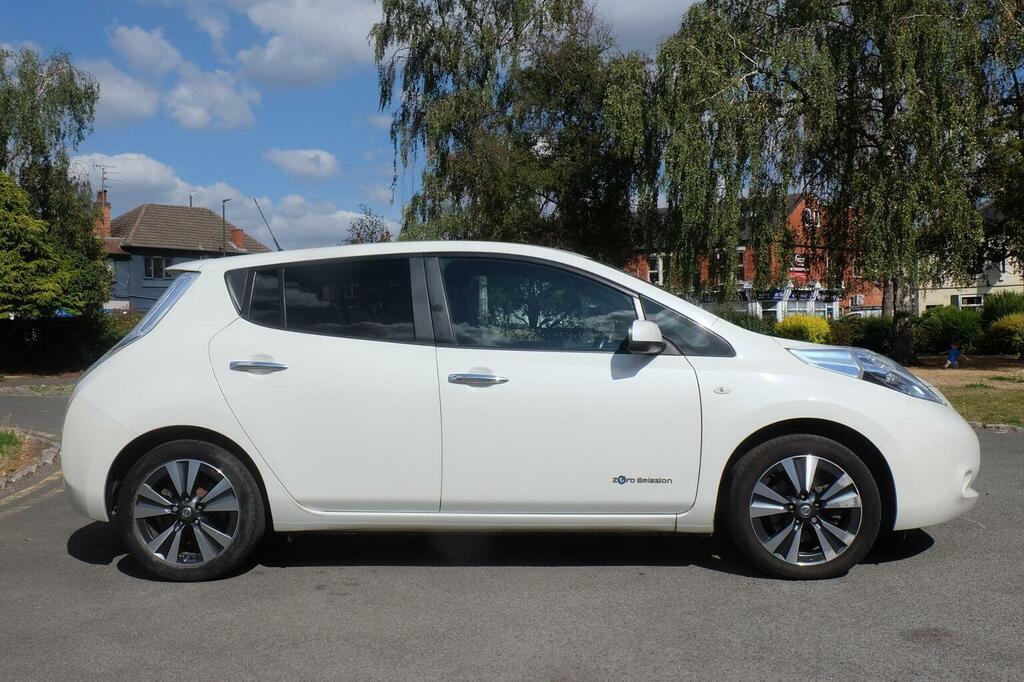 Nissan Leaf E 30Kwh Acenta Hatchback Black #8