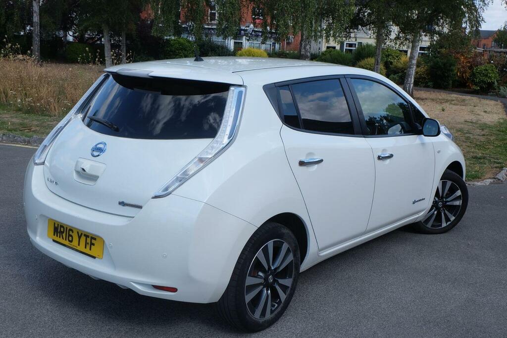 Nissan Leaf E 30Kwh Acenta Hatchback Black #29