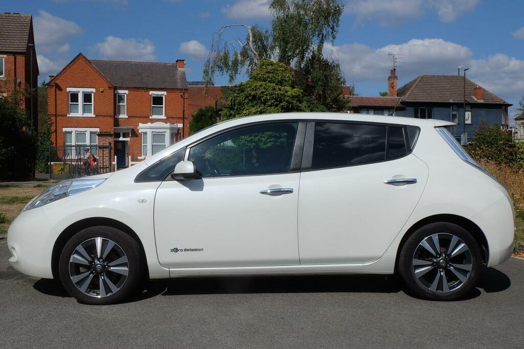 Nissan Leaf E 30Kwh Acenta Hatchback Black #7
