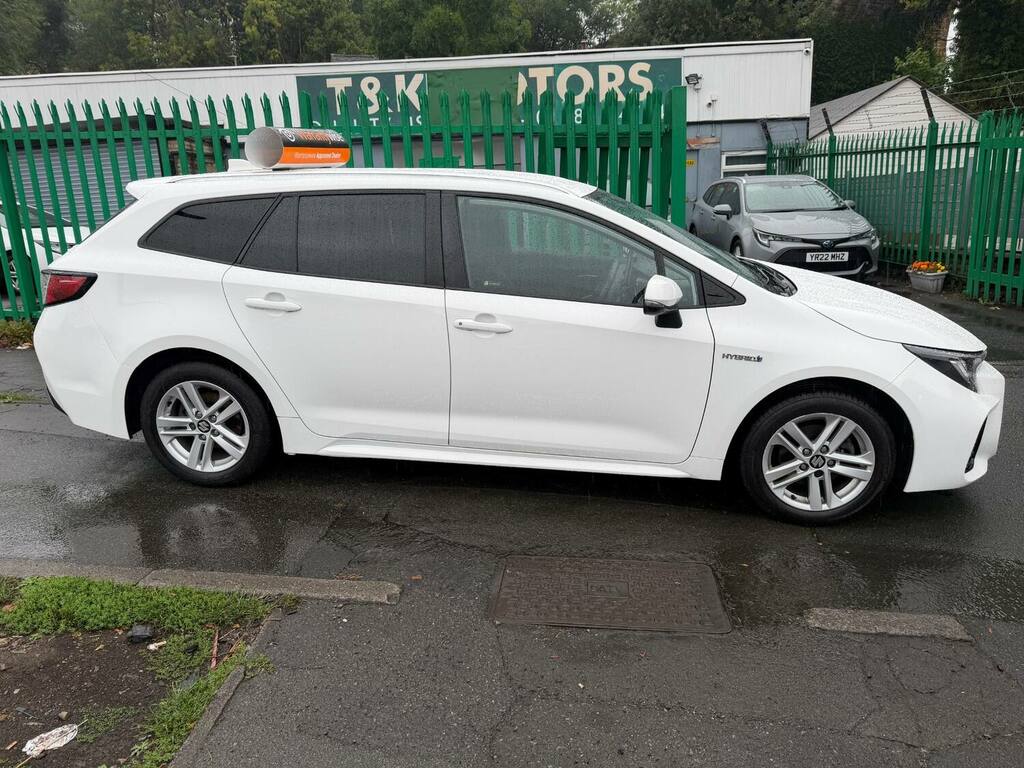 Suzuki Swace 1.8 Hybrid Motion Cvt White #2