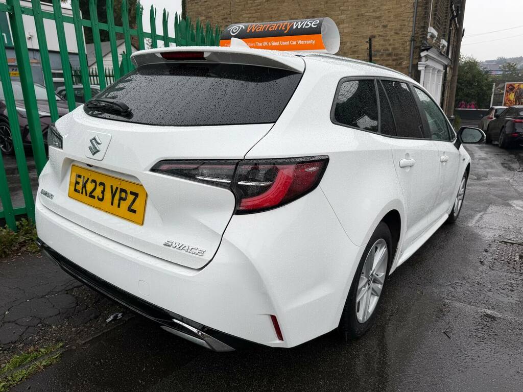 Suzuki Swace 1.8 Hybrid Motion Cvt White #3