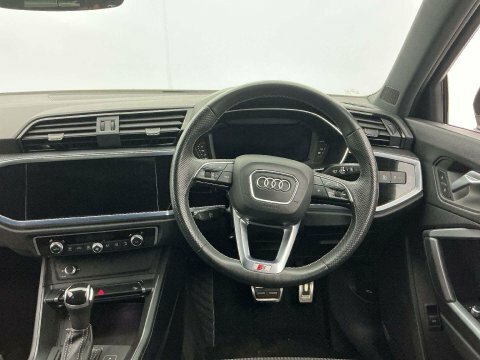 Audi Q3 1.5 Q3 Sportback MW21PVV Black #5