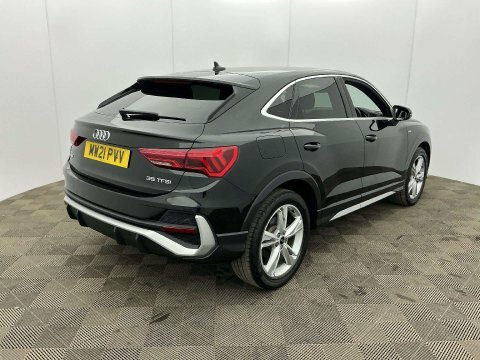 Audi Q3 1.5 Q3 Sportback MW21PVV Black #2